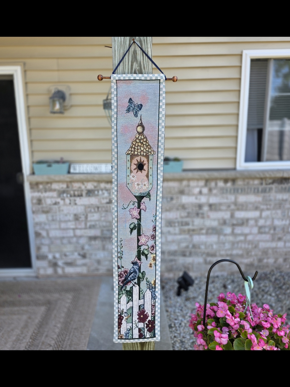 Manual Woodworkers & Weavers Home Tweet Home Bell Pull Wall Hanging Birdhouse